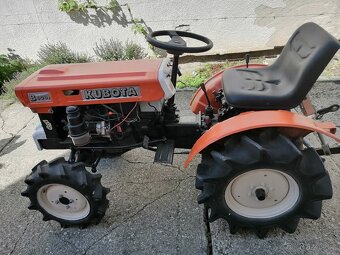 Prodám KUBOTA B 6000 - nový motor. Včetně rotavatoru. . - 10
