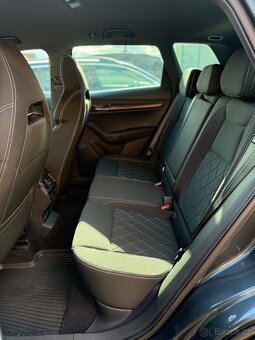 Škoda Karoq 2.0tdi 110kw SportLine Tažné Kamera ALU 19 ORIG - 10
