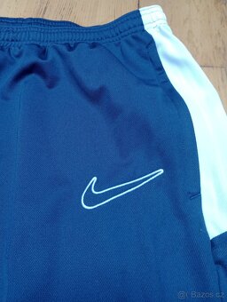 Pánská tepláková souprava Nike - 10