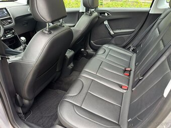 Peugeot 2008 1.6Hdi 84kw Allure - 10