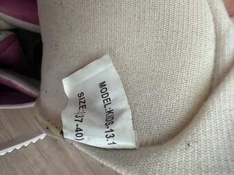 Dětské lední brusle Sportteam Kids (bílo-fialkové, dívčí) - 10