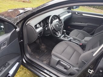 Škoda Superb Combi DSG 2.0 TDI - 10