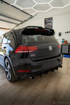 VW Golf VII GTi DSG FullLED Stav nového vozu - 10