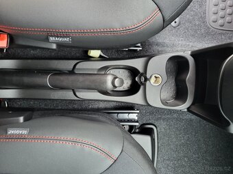 FIAT PANDA 1.0 GSE 51 kW - 10
