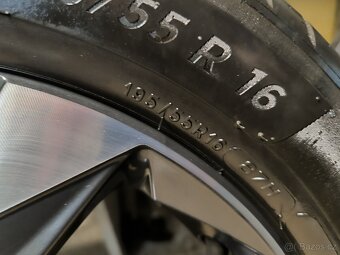 Alu kola Hyundai i20 5x114,3 r16 Originál, pneu Michelin 98% - 10
