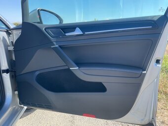 NEbouraný VW GOLF 7 combi 2.0TDI 110kW, 6r., NAVI, HIGHLINE - 10