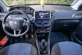 Peugeot 2008 - 10