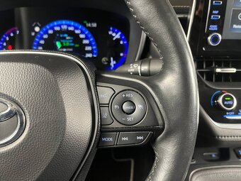 Toyota Corolla 1.8i Hybrid, r. 2020, 103t.km, výbava, servis - 10