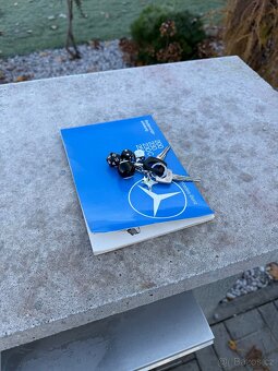 Mercedes-Benz W123 200D - 10