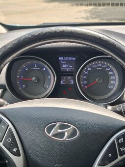 Hyundai i30 Kombi 1.6 CRDI 81kw - 10
