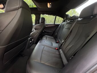 2018 BMW M5 AWD 4.4 - 10