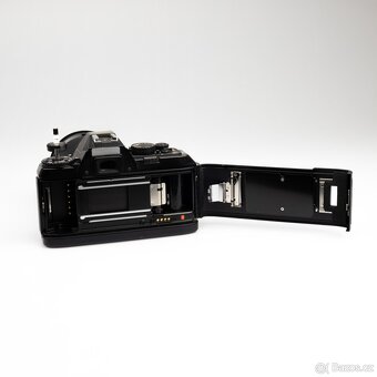 Nikon F-301 + objektiv 28-200mm f/3,8-5,5 - 10