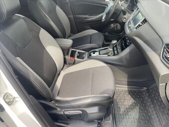 Opel Grandland X 2,0 CDTi Automat Innovation 130Kw (2019) - 10