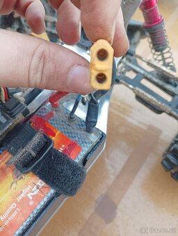 RC auto 1/8 - 10