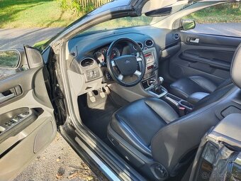KRÁSNÝ Ford Focus cabrio // 2.0 16v // bez koroze - 10
