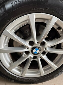 BMW Rad 3 Touring 320d A/T 135kW - 10