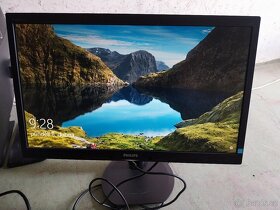 LED monitory 24 palců - více druhů - více kusů  Philips DELL - 10