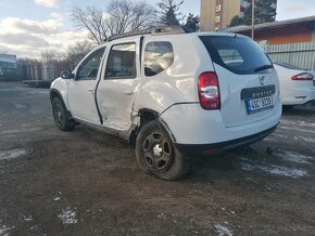 Dacia Duster 4X4  1.598 cm³ Benzin 04/2017, ČR - 10
