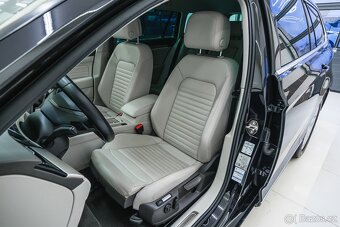 Volkswagen Passat b8 2020 2.0TSI 140kW Elegance CZ 1.maj - 10