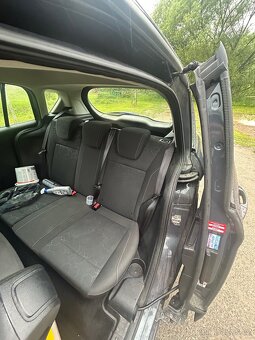 Ford B Max 1.0 - 10