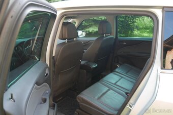 Opel Zafira Tourer; 1.4; r.v. 2011; manuál - 10