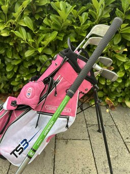 Prodám juniorský golfový set US Kids Golf, 57" - 10