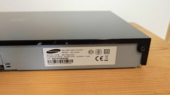 Blu-ray přehrávač SAMSUNG BD-F5500 - velmi dobrý stav - 10