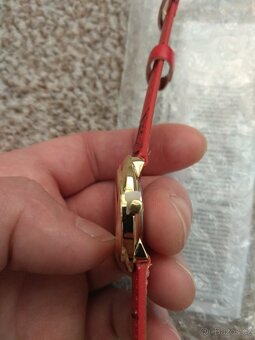 Nové dámské hodinky Avon s koženým páskem - orig. balení - 10