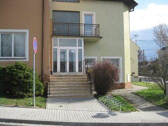 Obchodní prostory k pronájmu, Uh. Hradiště - 10