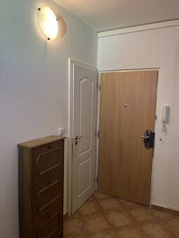 Prodej bytu 3+1/L, OV, 76 m2, ulice Vodárenská, Karlovy Vary - 10
