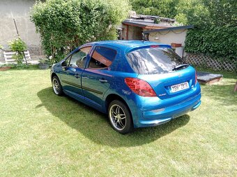 Peugeot 207 1.4 16V - 10