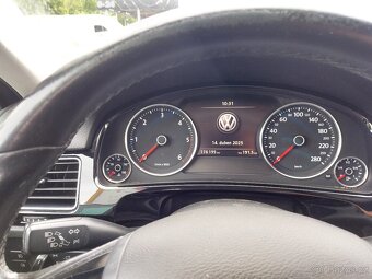 Wv Touareg 3.0 tdi, jen 178000km. 2015 - 10