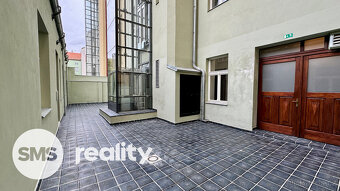 1kk, 65 m2 (vč. terasy), Praha 3, Bořivojova ul. - 10