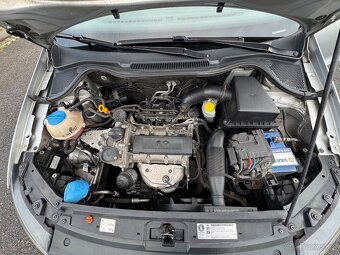 Volkswagen Polo Mk 5 (6R) 2011 1.2i - 10