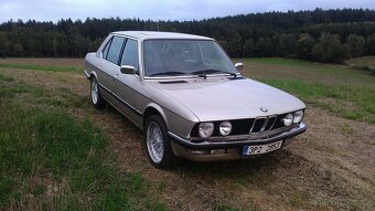 Bmw e28 525e - 10