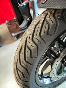 Aprilia SR GT 200 - 10