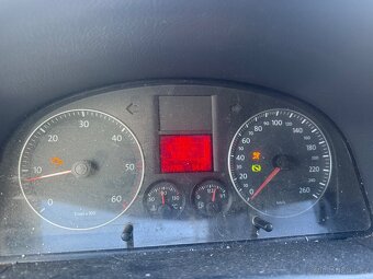 VW Touran 1.9tdi 77kw, AUTOMAT,r.v.2007 - 10