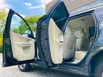 Volvo XC60 2.4D5 4x4 MANUÁL FACE LED KŮŽE NAVI SENZORY - 10