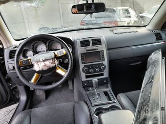 Dodge charger 6.1 srt Europe - 10