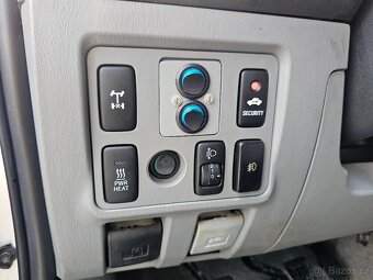 Toyota Hilux 2.5D-4D 88 kW 4x4 Double Cab - 10