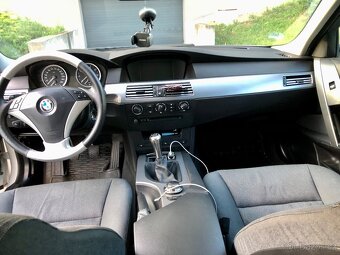Bmw 520i Rok 2005 Vynikající Stav Nová Stk Manuál Spěchá - 10