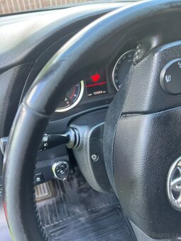 TOYOTA AURIS 1.6 vvti - 10