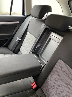 Škoda Octavia Combi 1.6 TDi 77Kw Facelift - 10