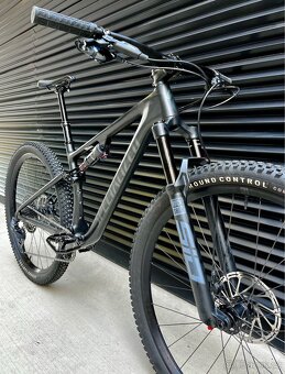 SPECIALIZED EPIC Evo Comp Karbon 29” - ROCKSHOX SID 120mm - 10