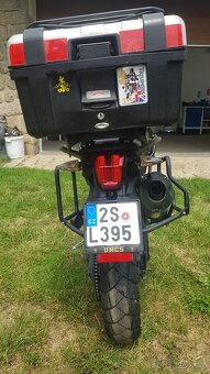 Triumph Tiger 800 XR 2011 - 10