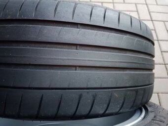 alu kola 5x112 r17 VW Golf a letní pneu 222/45/17 - 10