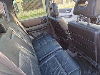 Nissan X-trail 2.5 benzin 121 kw - 4x4 - AUTOMAT - - 10