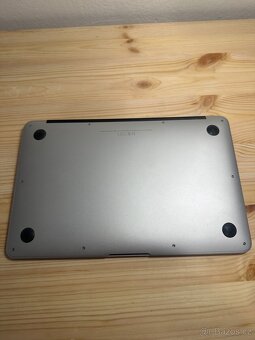 Apple MacBook Air 11” 2015 8GB RAM i5 256GB - 10