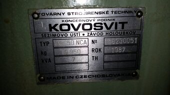 Souřadnicová vrtačka s revolverovou hlavou - 10