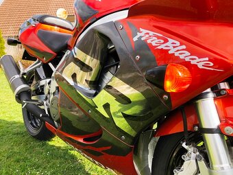 Honda CBR 900RR, TOP stav, Nová cena - 10